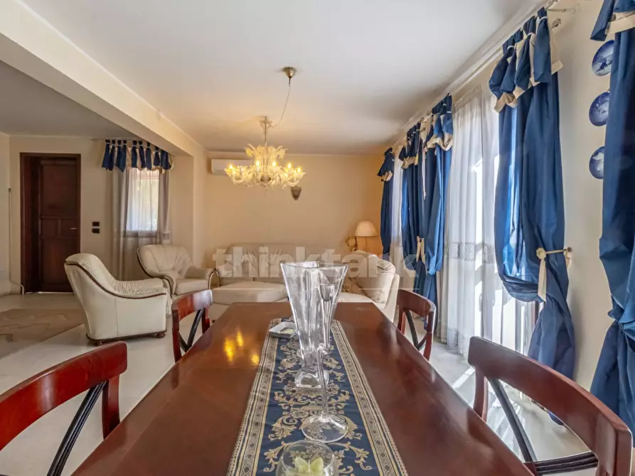 Immagine 4 di Villa in vendita  in Via Venerando Gangi 11 a Catania