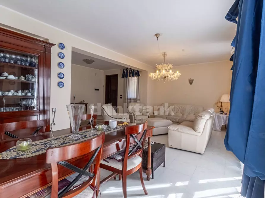 Immagine 5 di Villa in vendita  in Via Venerando Gangi 11 a Catania