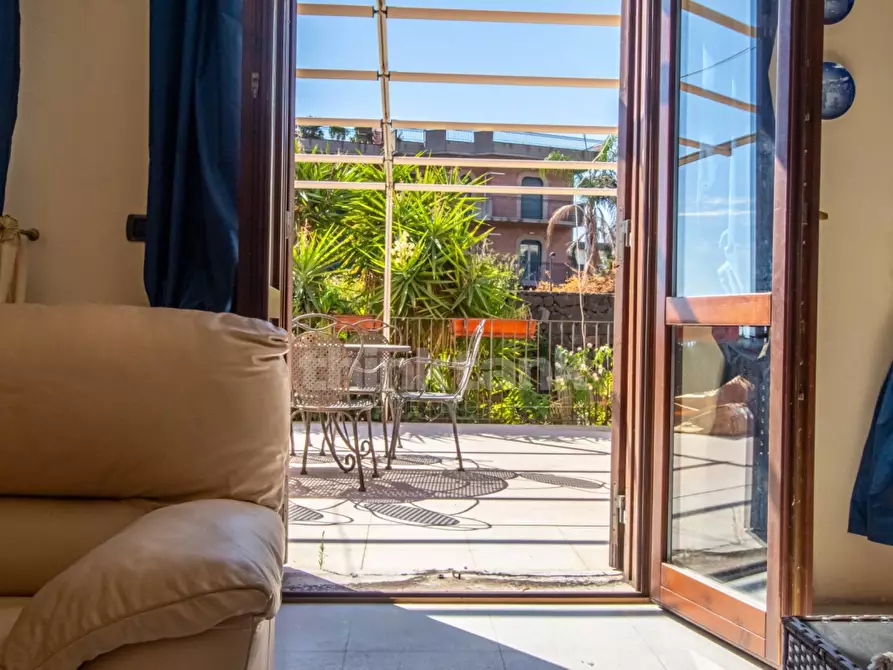 Immagine 2 di Villa in vendita  in Via Venerando Gangi 11 a Catania