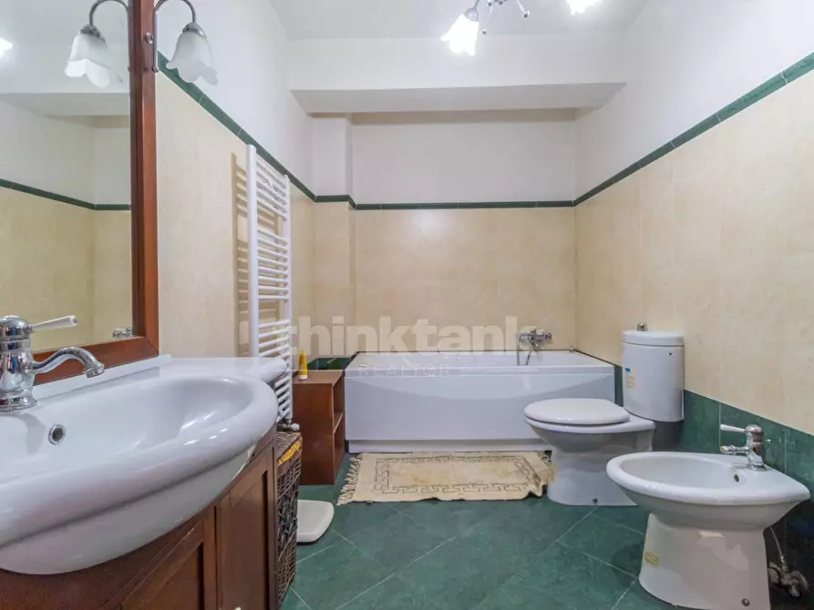 Immagine 20 di Villa in vendita  in Via Venerando Gangi 11 a Catania