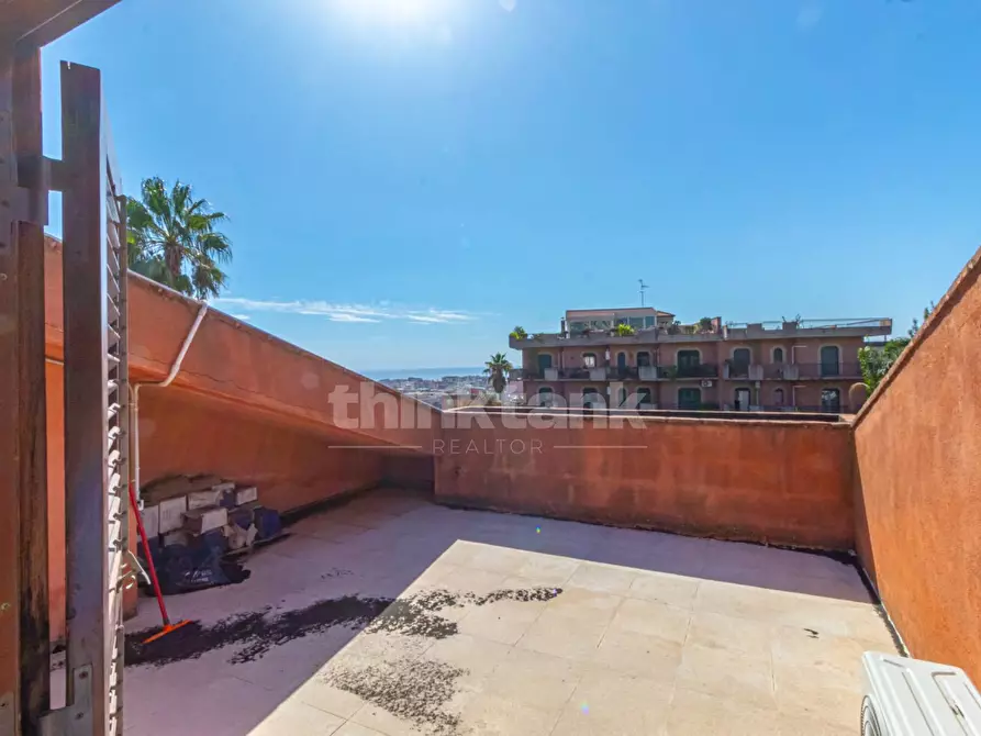 Immagine 31 di Villa in vendita  in Via Venerando Gangi 11 a Catania