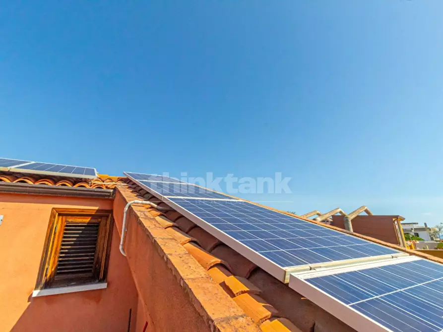 Immagine 32 di Villa in vendita  in Via Venerando Gangi 11 a Catania