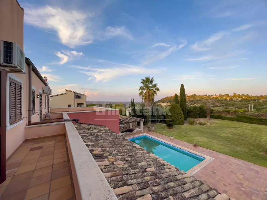 Immagine 41 di Villa in vendita  in via madonna del Carmelo snc a Buccheri