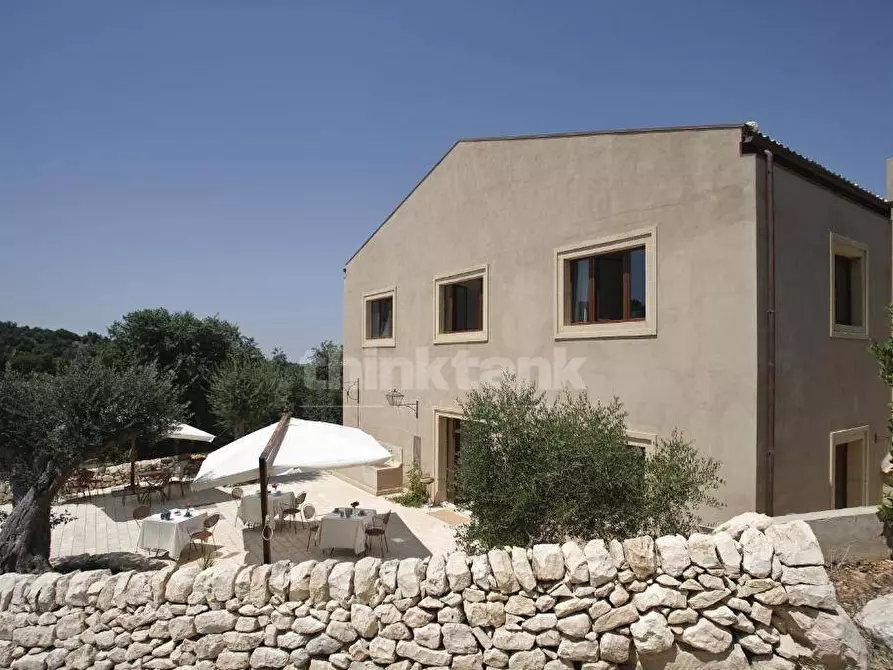 Immagine 28 di Rustico / casale in vendita  in Donnafugata snc a Ragusa