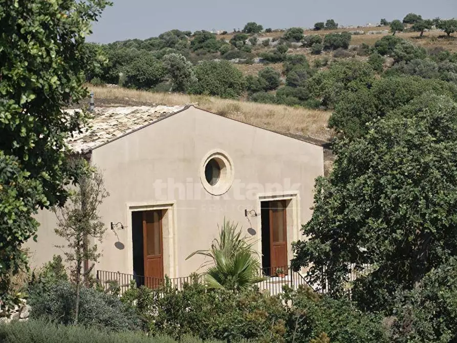 Immagine 27 di Rustico / casale in vendita  in Donnafugata snc a Ragusa