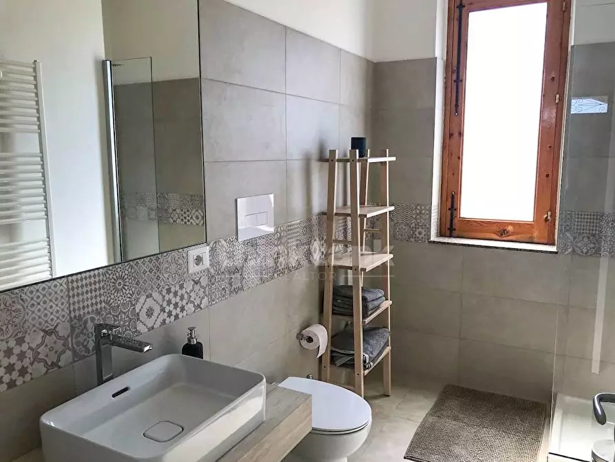 Immagine 10 di Villa in vendita  in Via dello Sbarco Anglo Americano snc a Camastra