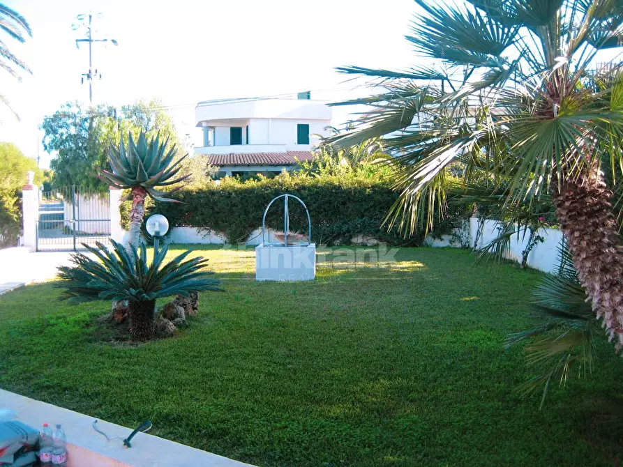 Immagine 25 di Villa in vendita  in str san lorenzo snc a Noto