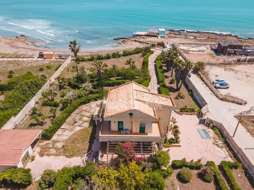 Immagine 6 di Villa in vendita  in Cittadella dei Maccari snc a Noto