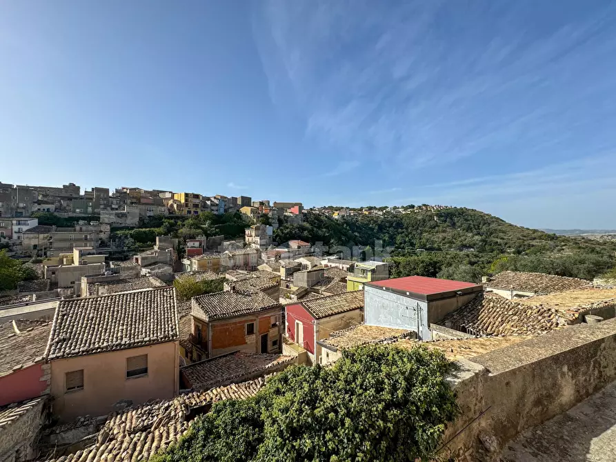 Immagine 6 di Casa indipendente in vendita  in Ronco Scalzo 9 a Buccheri