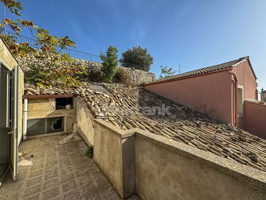 Immagine 7 di Casa indipendente in vendita  in Ronco Scalzo 9 a Buccheri