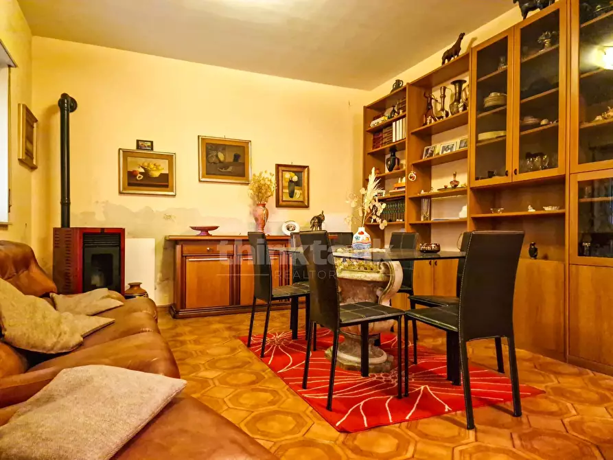 Immagine 7 di Villa in vendita  in Tarderia snc a Gravina Di Catania