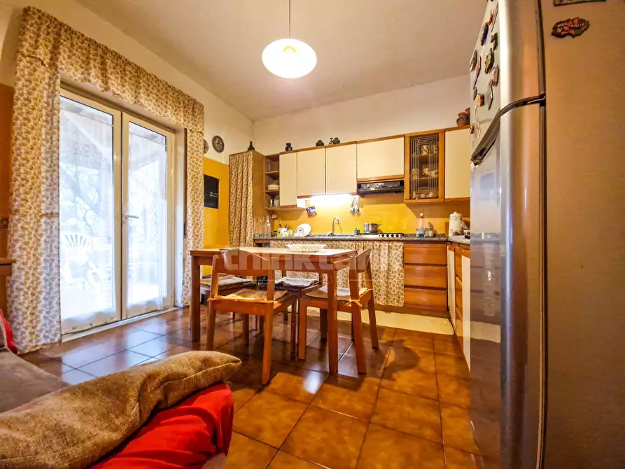 Immagine 10 di Villa in vendita  in Tarderia snc a Gravina Di Catania