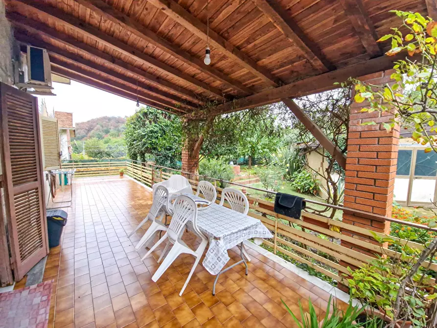 Immagine 17 di Villa in vendita  in Tarderia snc a Gravina Di Catania