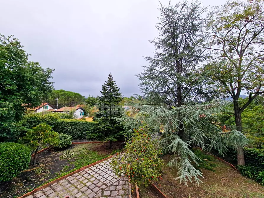 Immagine 20 di Villa in vendita  in Tarderia snc a Gravina Di Catania