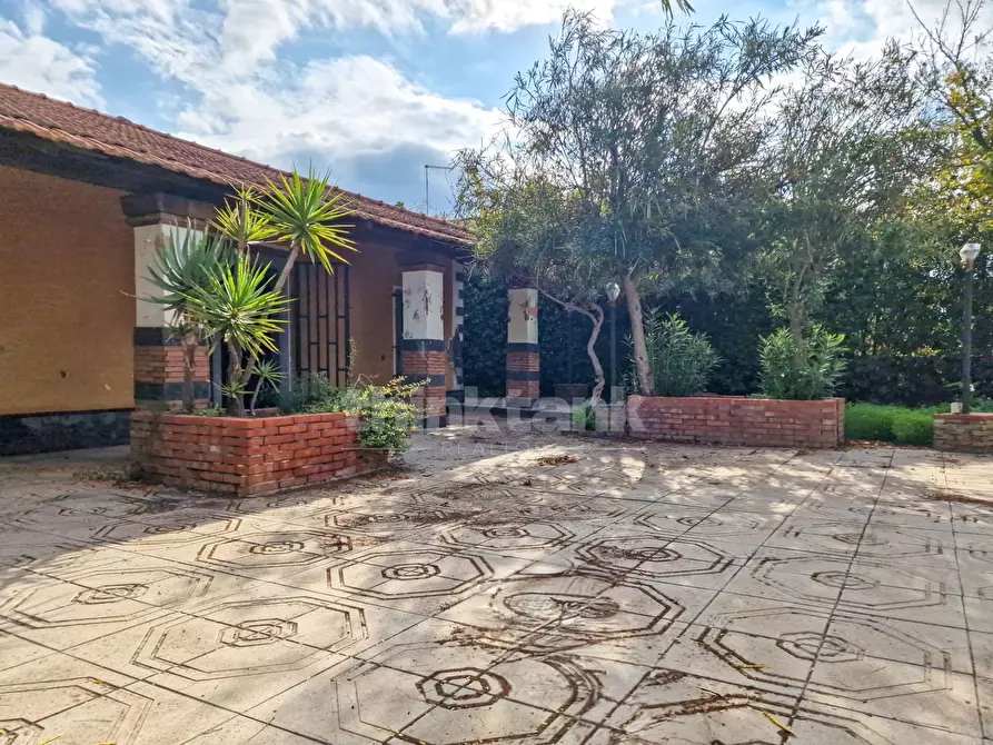 Immagine 32 di Villa in vendita  in Villaggio Porto San Leonardo snc a Augusta