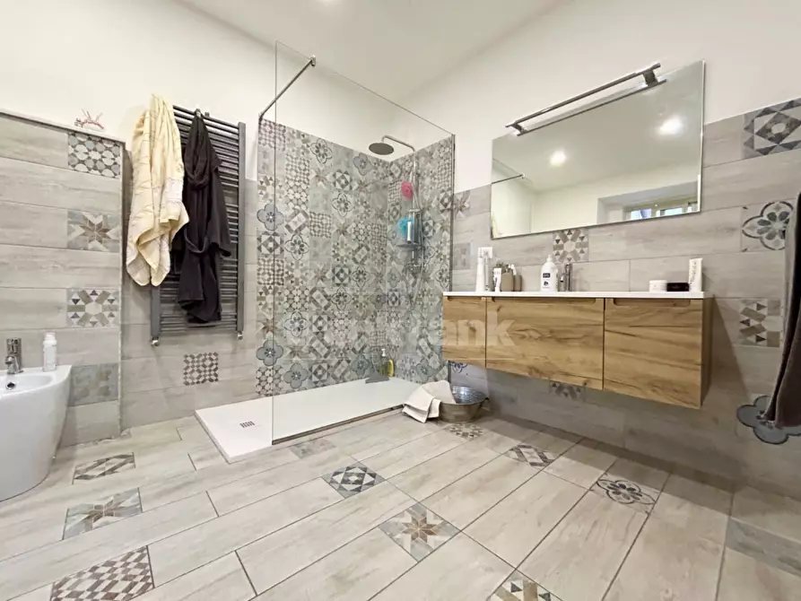 Immagine 27 di Appartamento in vendita  in via plebiscito snc a Catania