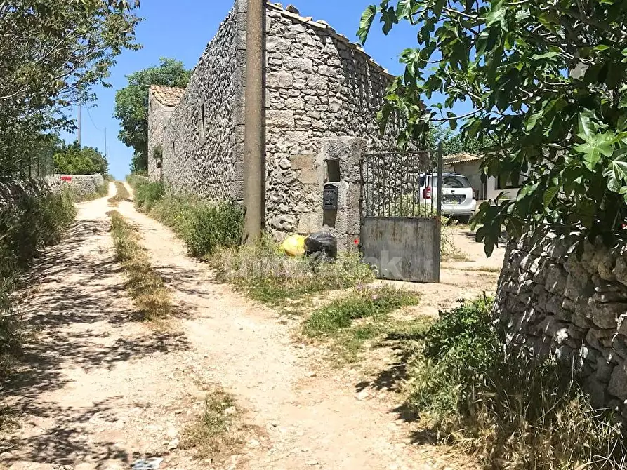 Immagine 10 di Rustico / casale in vendita  in Contrada Conservatore snc a Ragusa