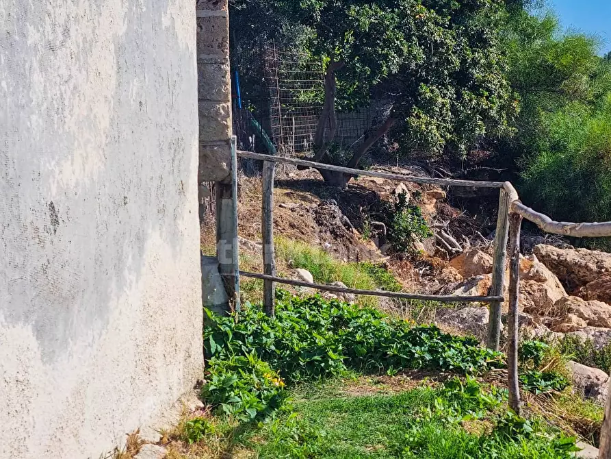 Immagine 6 di Rustico / casale in vendita  in Contrada Capreria snc a Gravina Di Catania