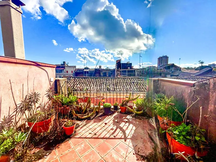 Immagine 4 di Attico in vendita  in Via Caronda a Catania