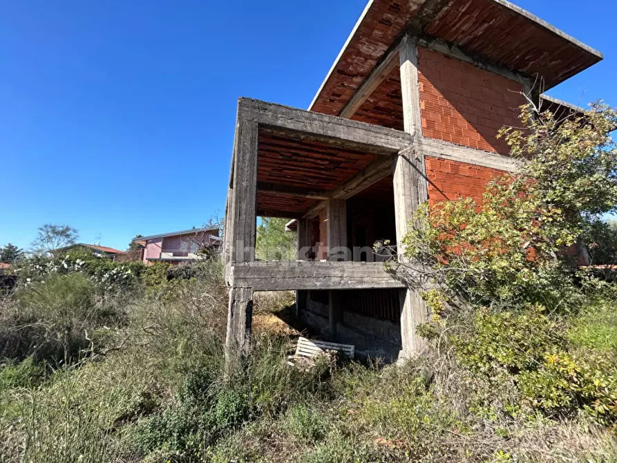Immagine 5 di Villa in vendita  in via mompilieri a Gravina Di Catania