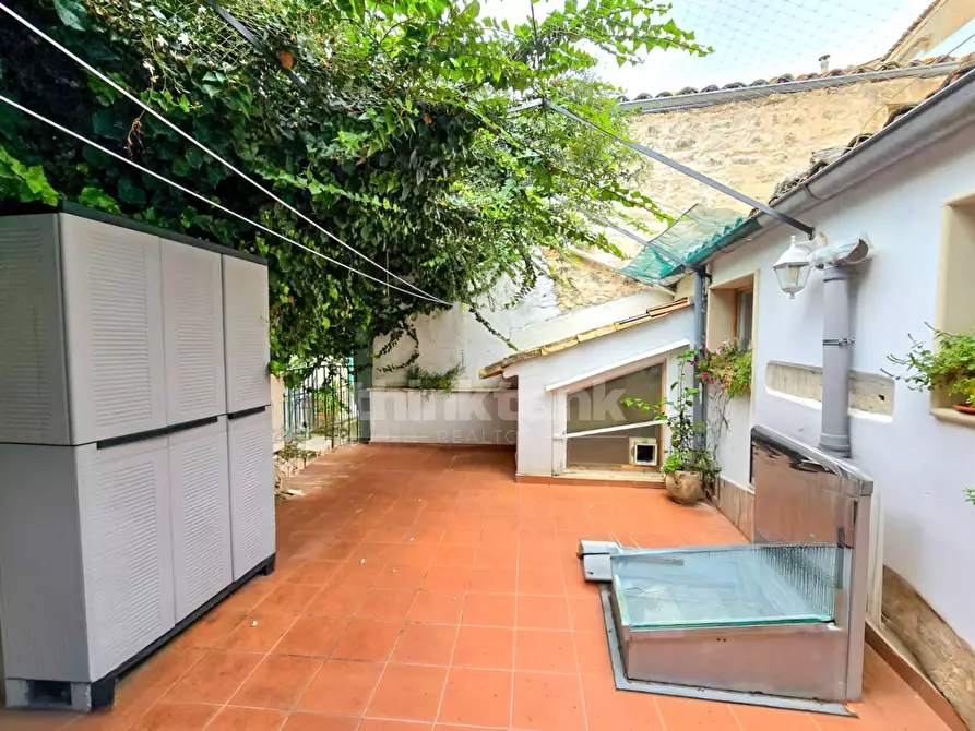 Immagine 19 di Appartamento in vendita  in via Cannata 26 a Modica