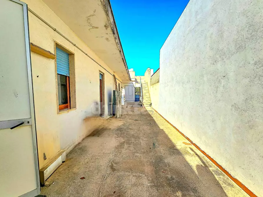 Immagine 35 di Villa in vendita  in via comiso snc a Scicli