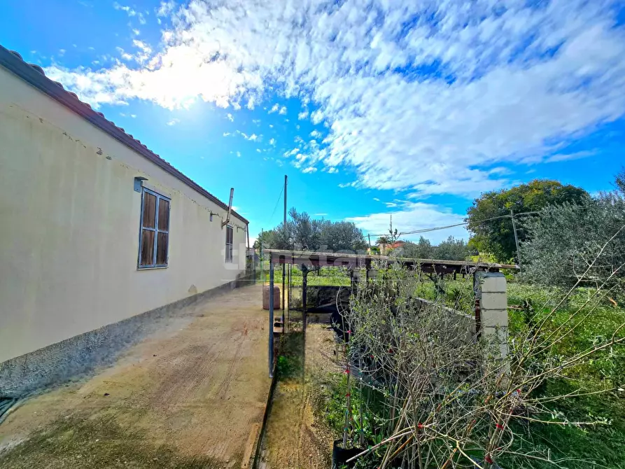 Immagine 16 di Villa in vendita  in via san Giacomo snc a Modica