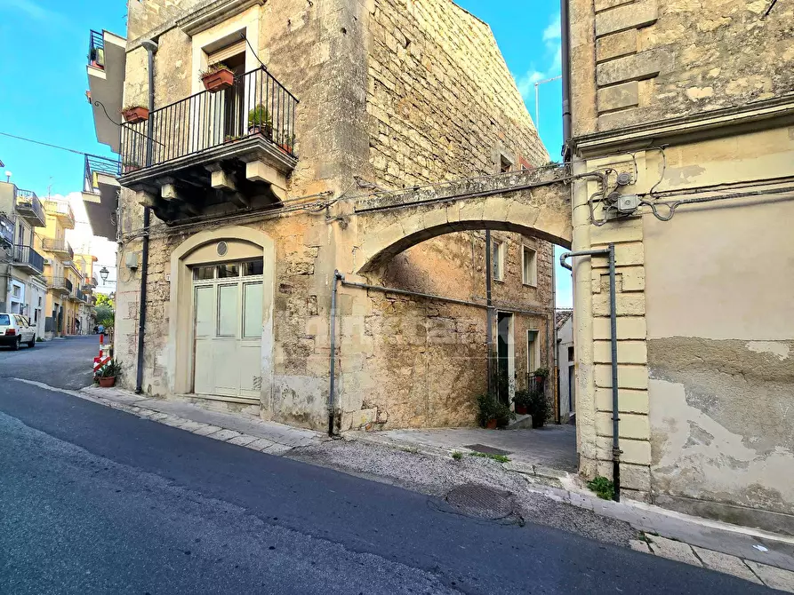 Immagine 2 di Villa in vendita  in Corso Vittorio Emanuele 258 a Modica