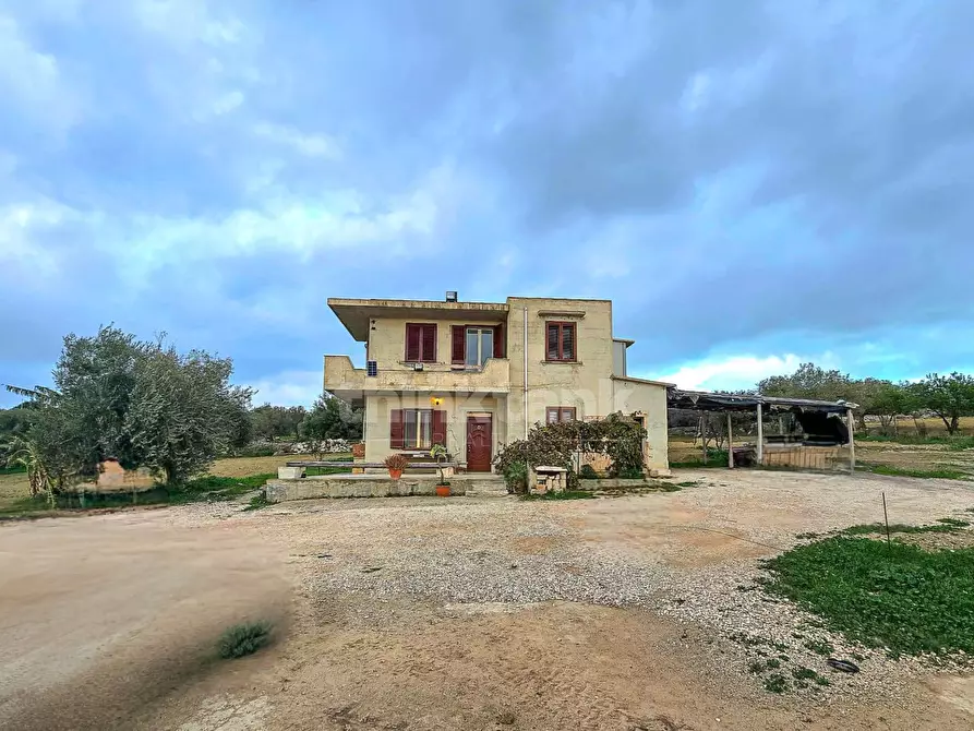 Immagine 2 di Villa in vendita  in San Biagio SNC a Scicli