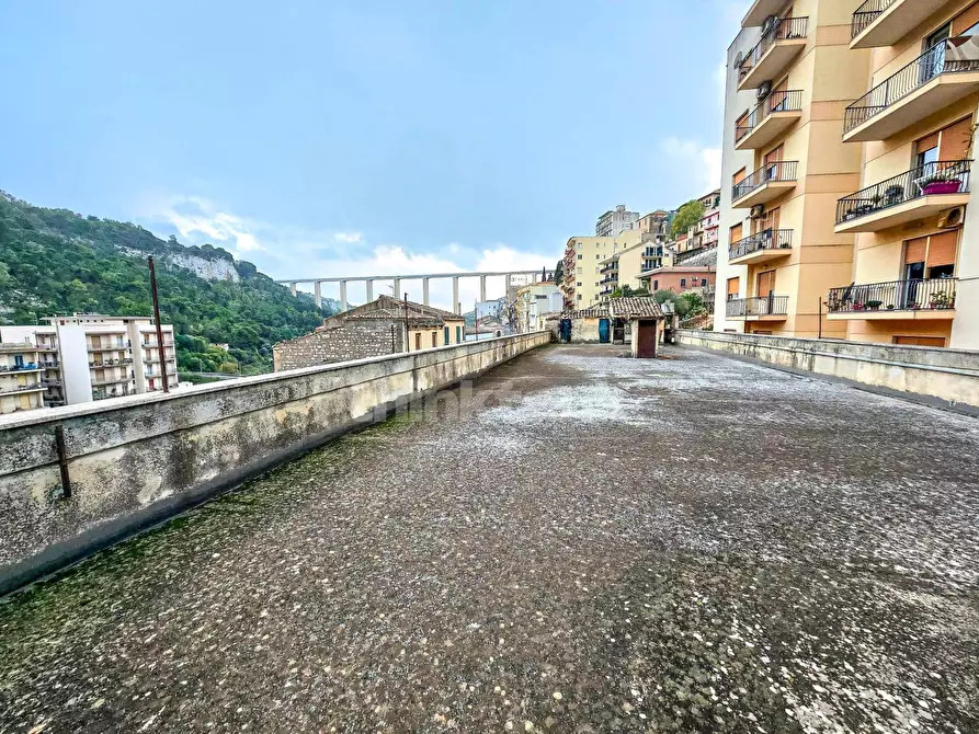 Immagine 30 di Villa in vendita  in via Vittorio Veneto 126 a Modica