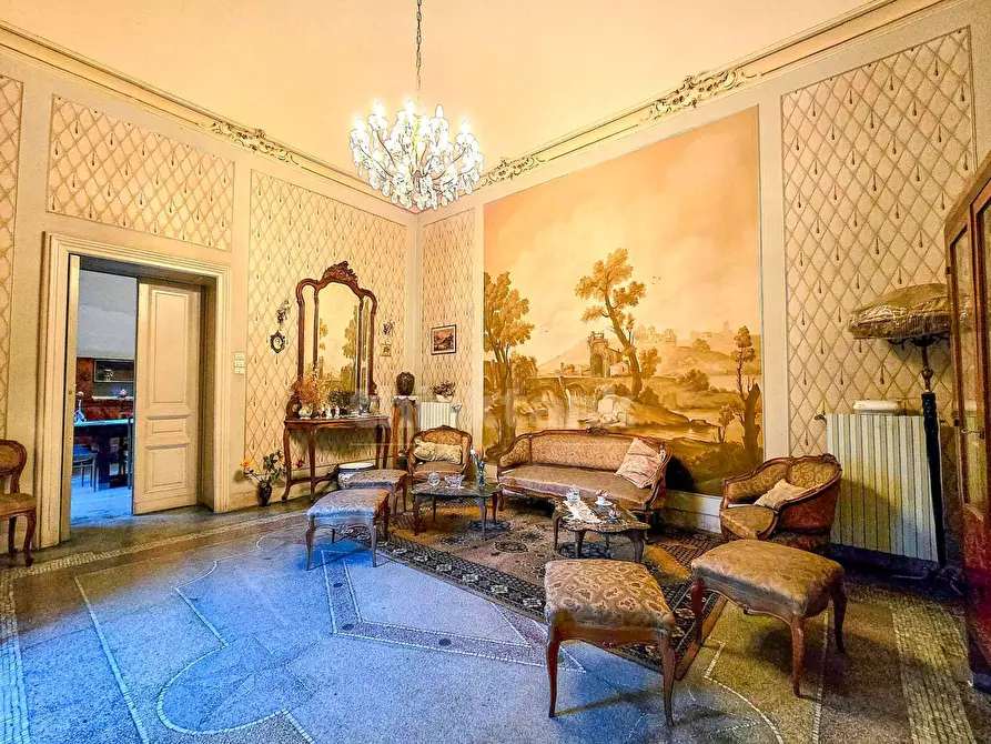 Immagine 2 di Villa in vendita  in via Vittorio Veneto 126 a Modica