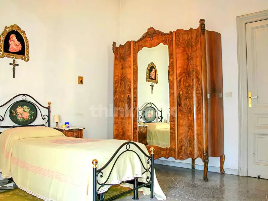 Immagine 9 di Villa in vendita  in via Vittorio Veneto 126 a Modica