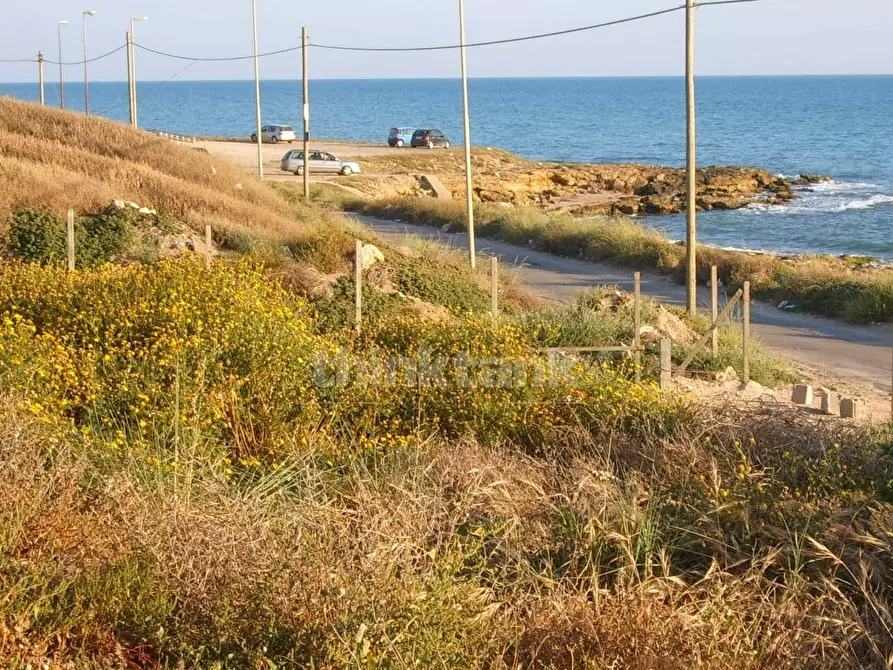 Immagine 10 di Terreno residenziale in vendita  in Via Riviera Lanterna snc a Vittoria