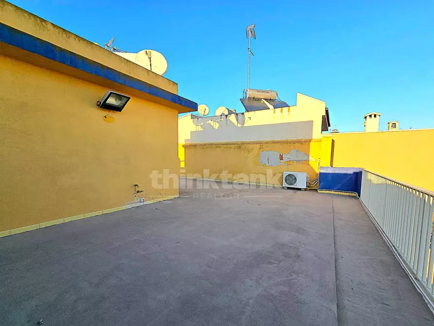 Immagine 4 di Palazzo in vendita  in Via Dell' Arno snc a Modica