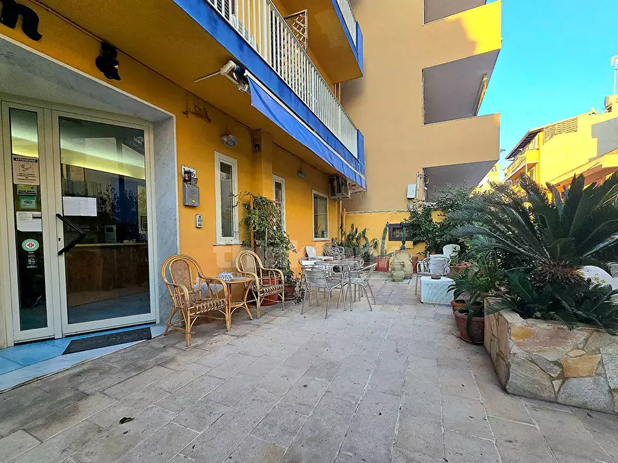 Immagine 2 di Palazzo in vendita  in Via Dell' Arno snc a Modica