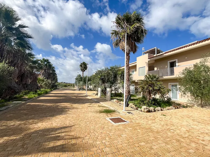 Immagine 32 di Villetta a schiera in vendita  in S.da Provinciale 84 snc a Pachino