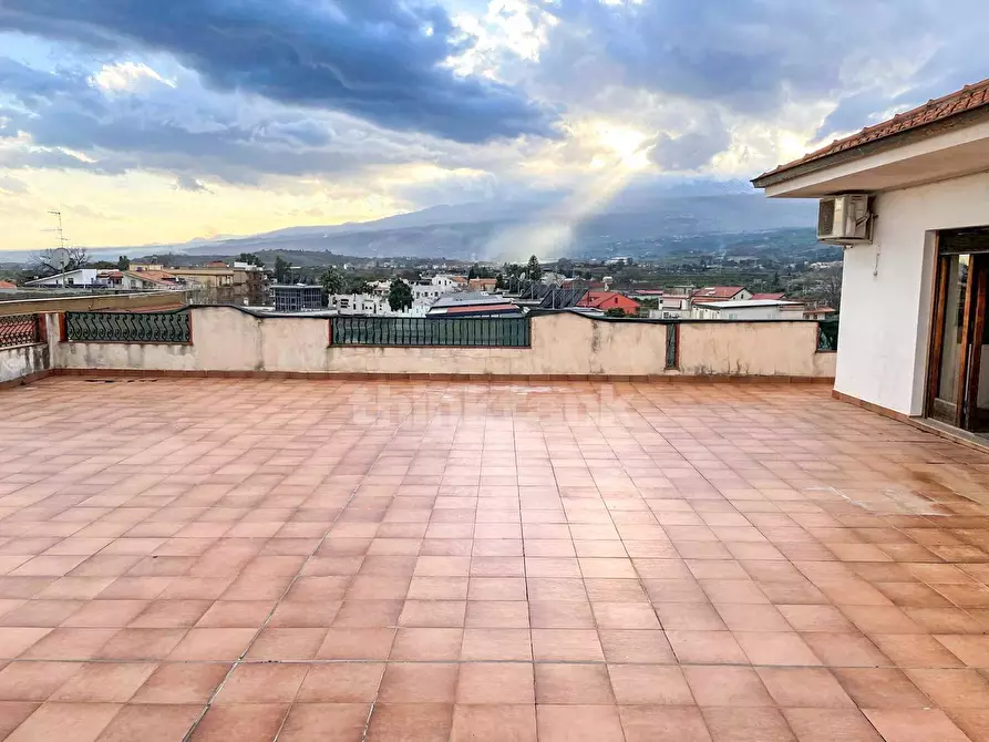 Immagine 14 di Attico in vendita  in Via Firenze snc a Giardini-Naxos