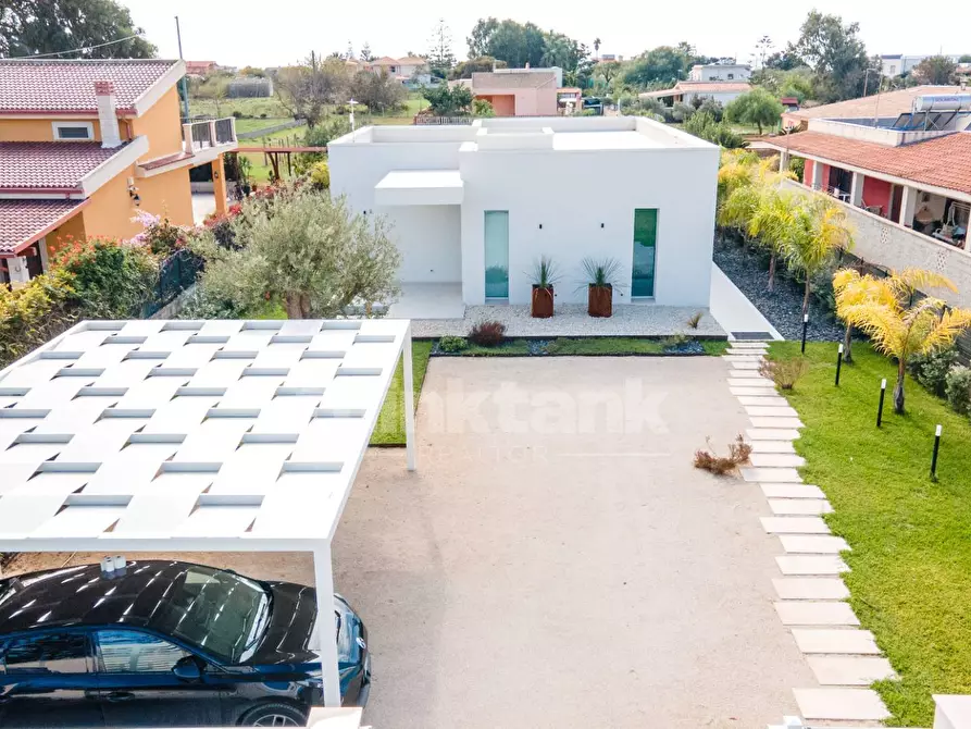 Immagine 49 di Villa in vendita  in via dei fiordalisi a Ispica