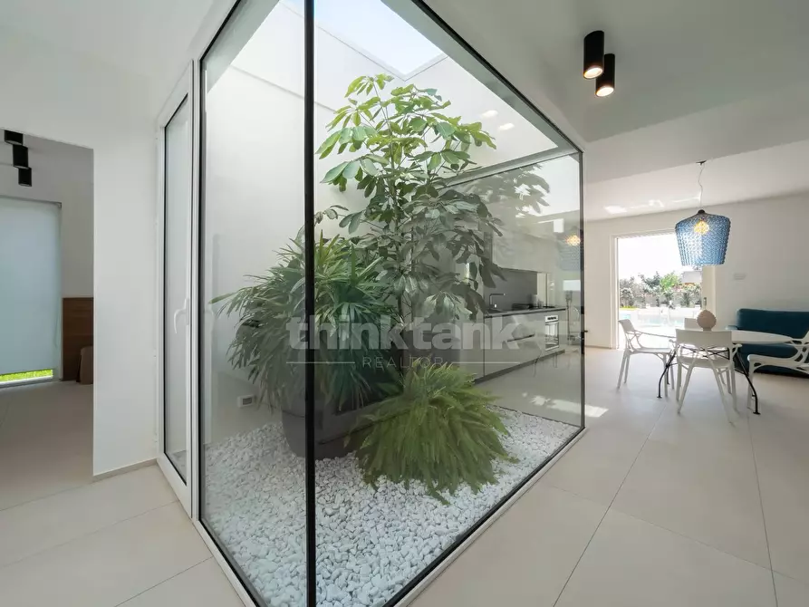 Immagine 12 di Villa in vendita  in via dei fiordalisi a Ispica