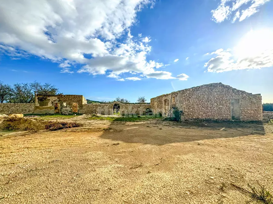 Immagine 3 di Rustico / casale in vendita  in contrada Buonivini a Noto