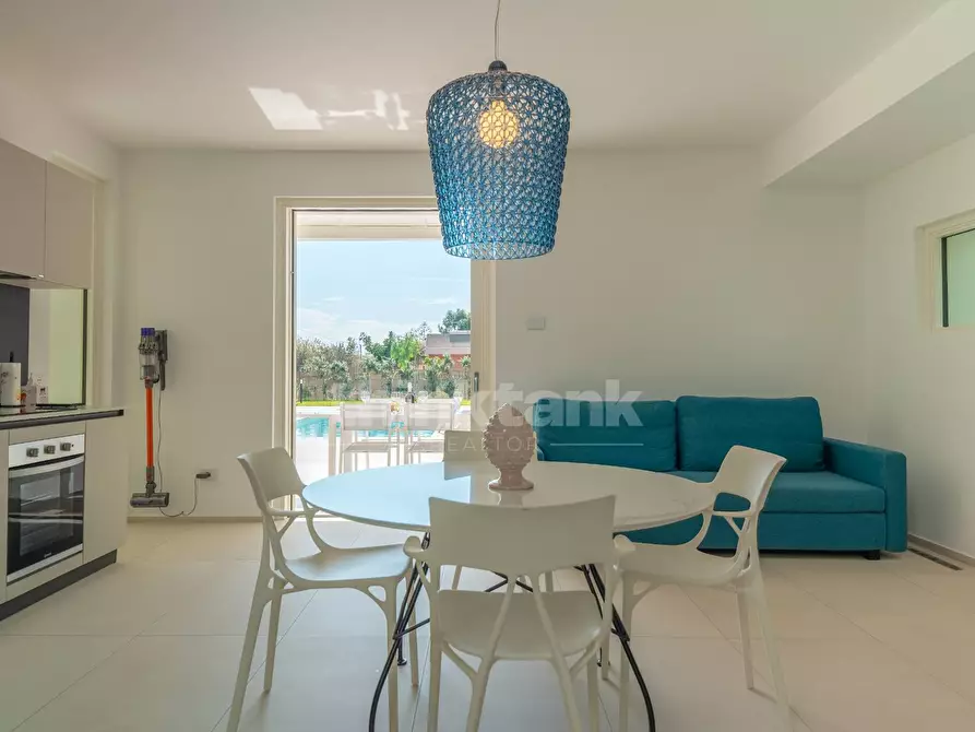 Immagine 3 di Villa in affitto  in Via Dei Fiordalisi a Ispica