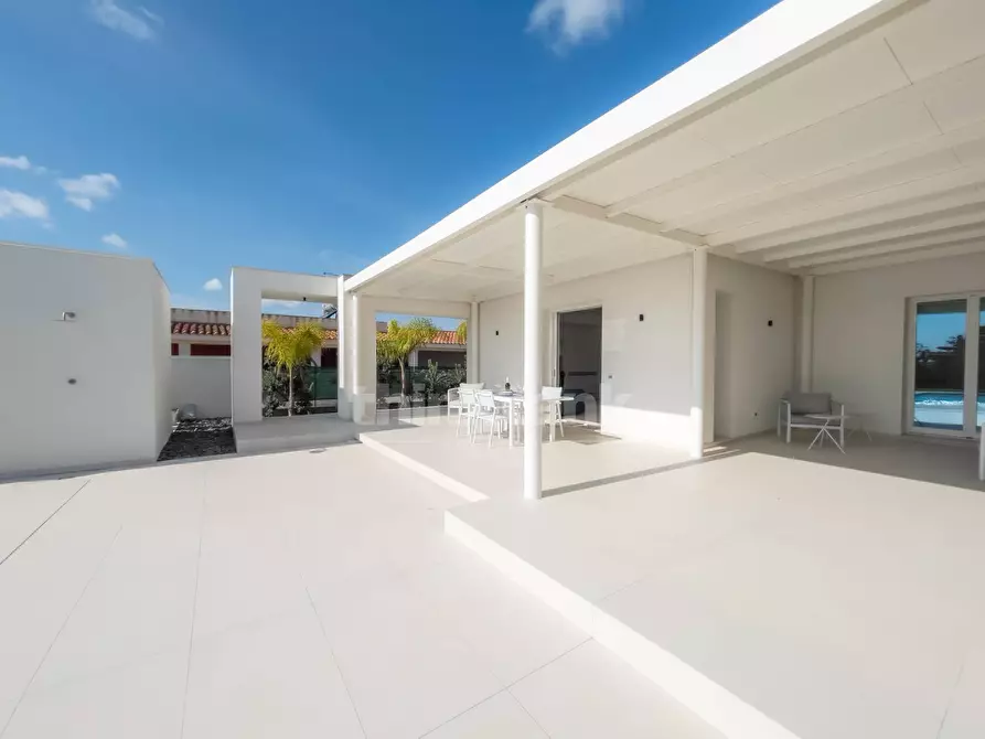 Immagine 56 di Villa in affitto  in Via Dei Fiordalisi a Ispica