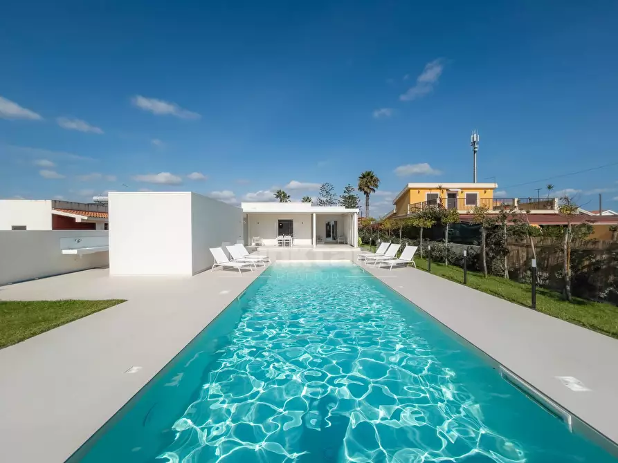 Immagine 57 di Villa in affitto  in Via Dei Fiordalisi a Ispica