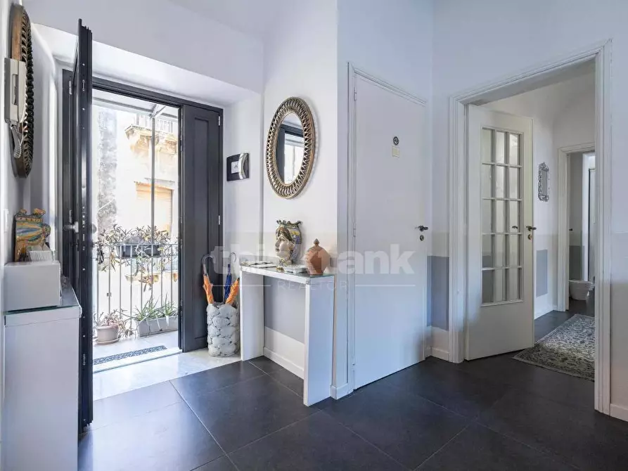 Immagine 2 di Appartamento in vendita  in via transito a Catania