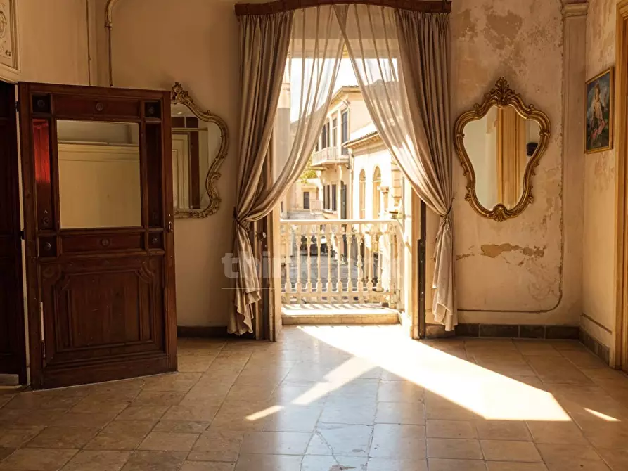 Immagine 14 di Villa in vendita  in via roma snc a Noto