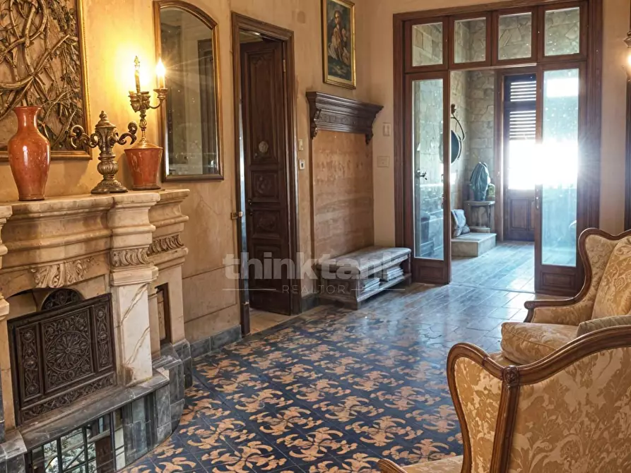 Immagine 11 di Villa in vendita  in via roma snc a Noto