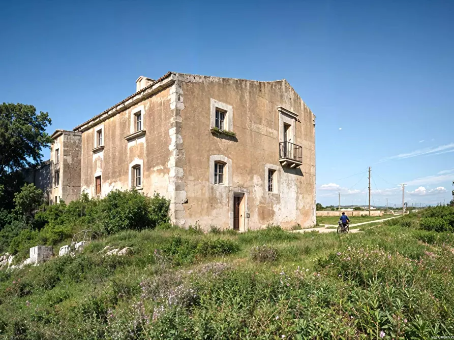 Immagine 8 di Rustico / casale in vendita  in via della galena a Siracusa