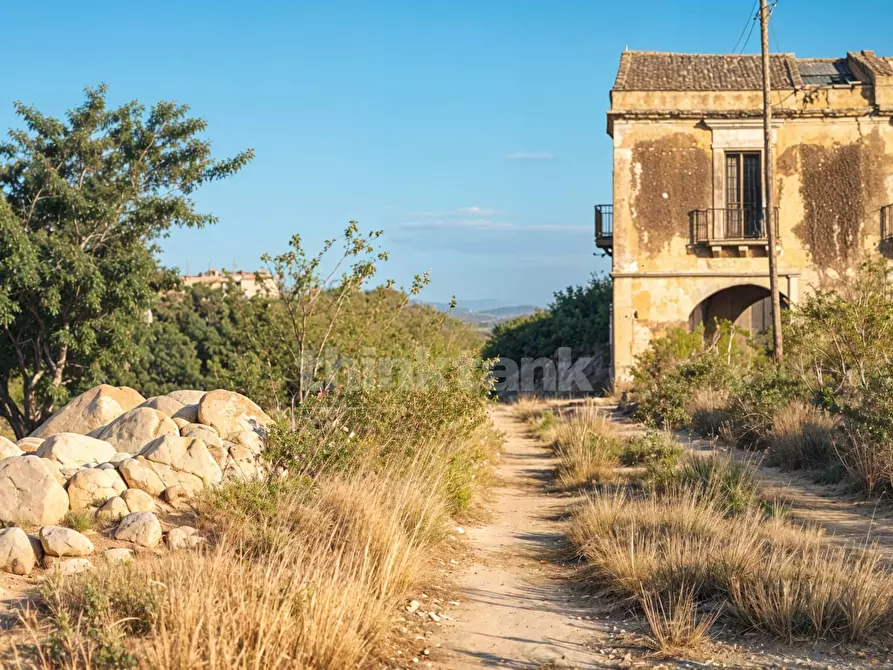 Immagine 9 di Rustico / casale in vendita  in via della galena a Siracusa