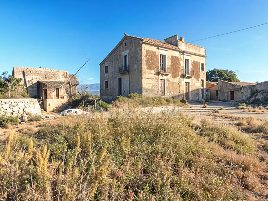 Immagine 10 di Rustico / casale in vendita  in via della galena a Siracusa
