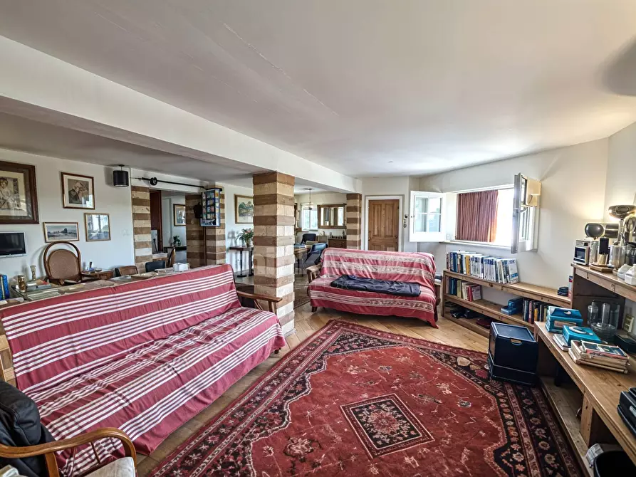 Immagine 12 di Villa in vendita  in via delle Fornaci s.n.c. a Siracusa